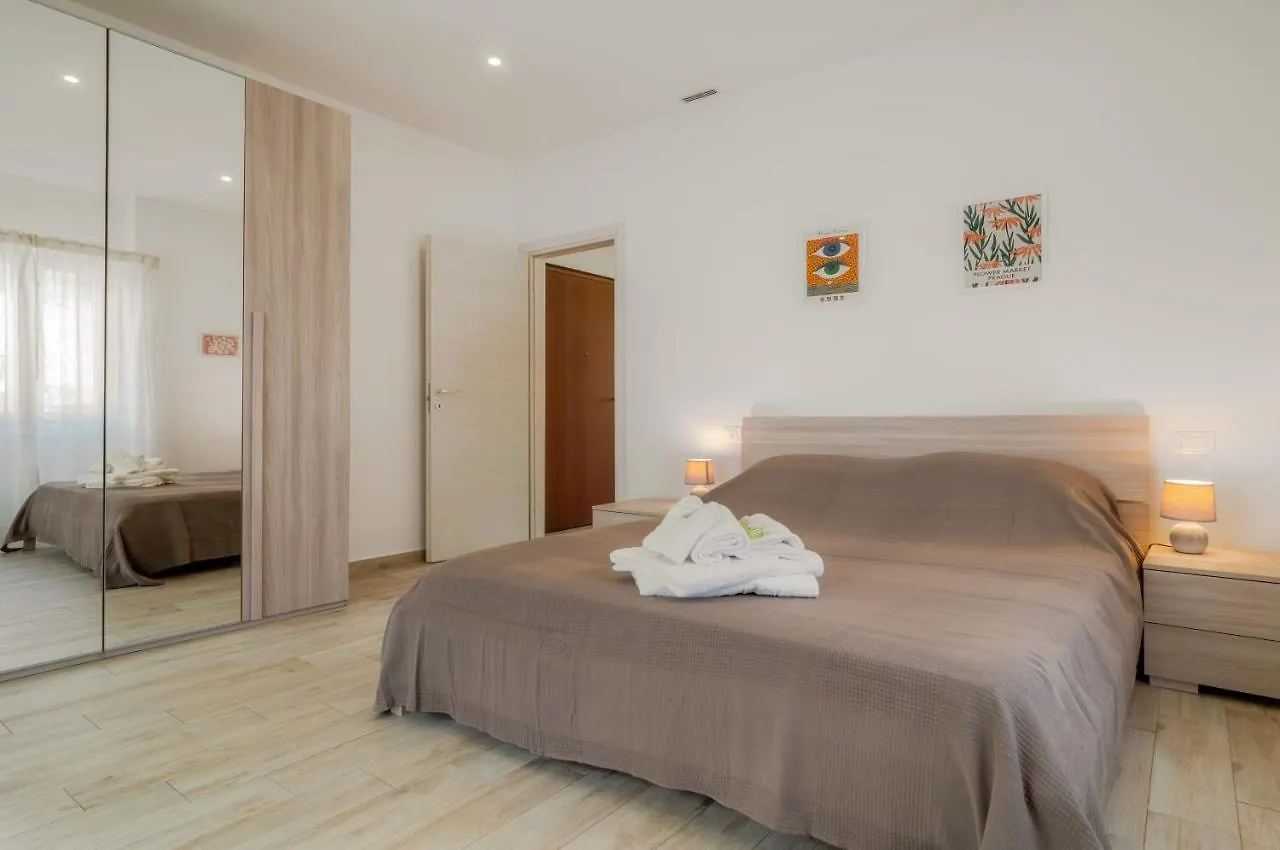 Maison Margot La Spezia 0*,